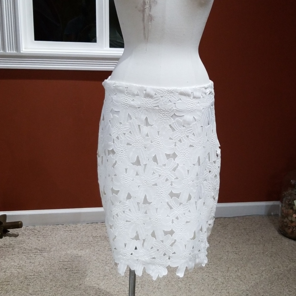 Calvin Klein white "lace" style skirt